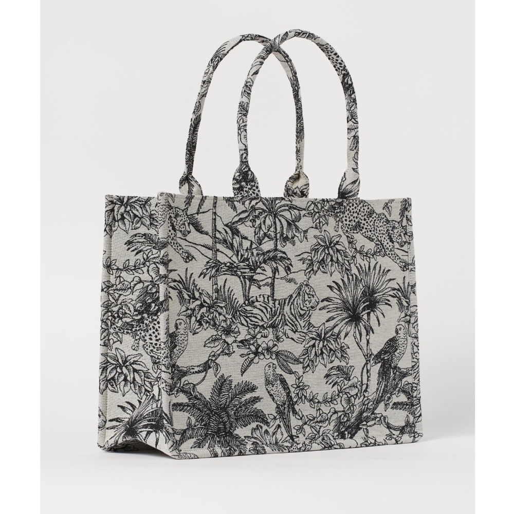 LAST 1️⃣—NWT H&M Big Tote Dior Style Bag - Picture 10 of 16